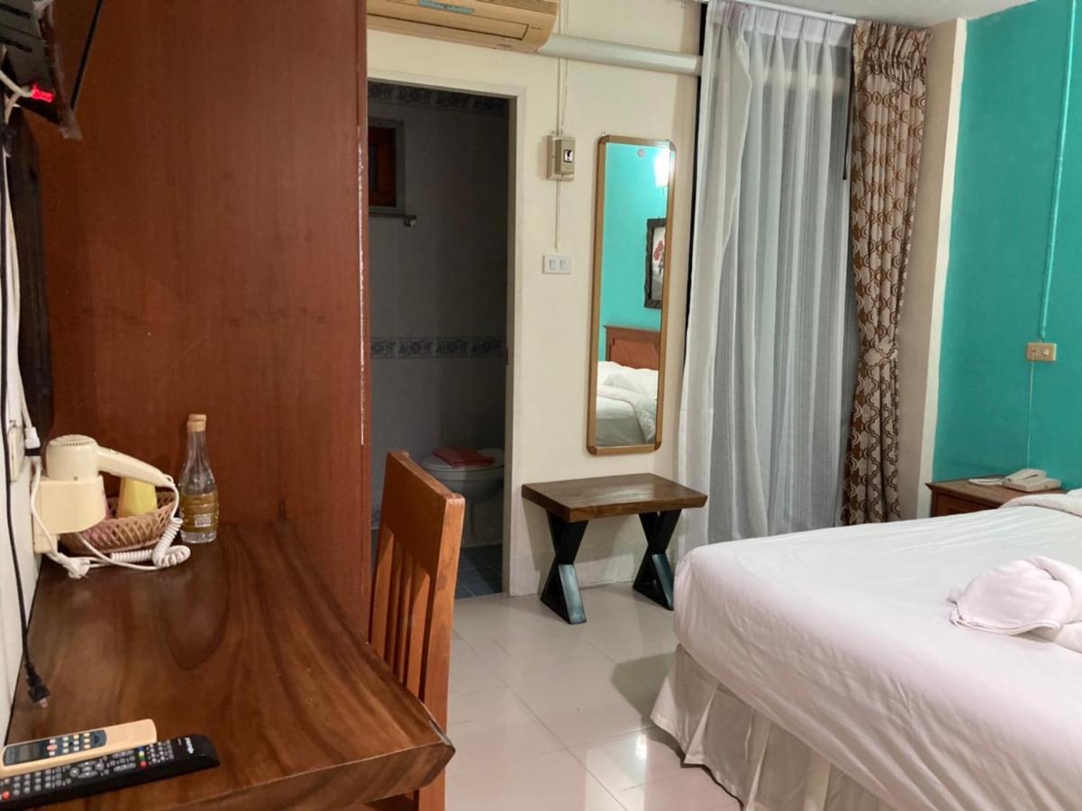 Md House Hotel Chiang Mai Buitenkant foto