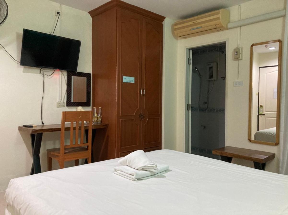 Md House Hotel Chiang Mai Buitenkant foto