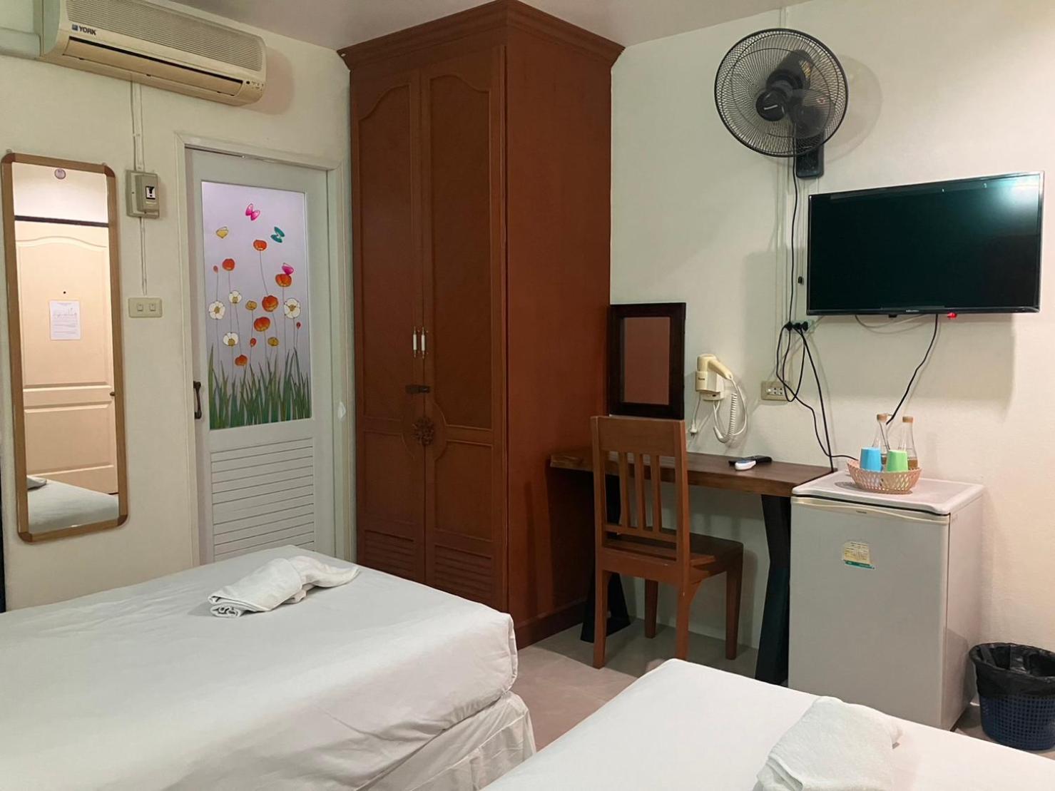 Md House Hotel Chiang Mai Buitenkant foto