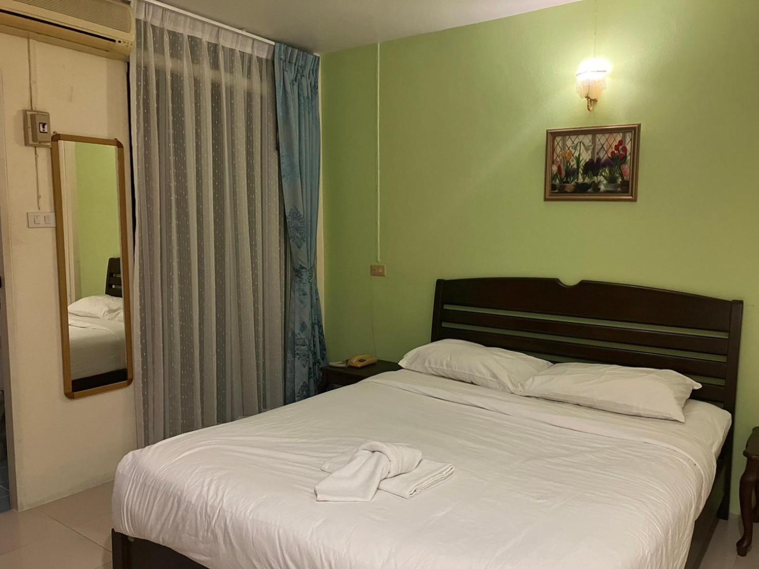 Md House Hotel Chiang Mai Buitenkant foto