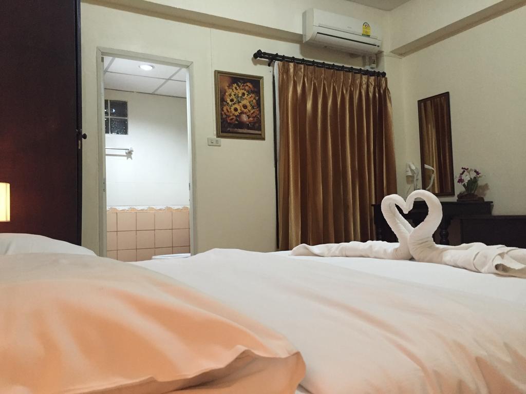 Md House Hotel Chiang Mai Kamer foto